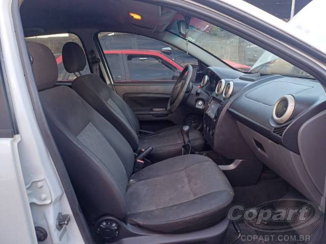2013 FORD FIESTA 
