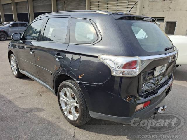 2014 MITSUBISHI OUTLANDER 