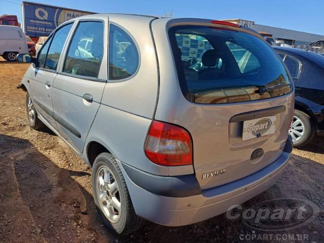 2011 RENAULT SCENIC 