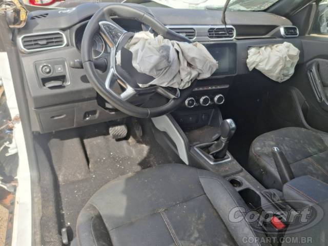 2026 RENAULT DUSTER 