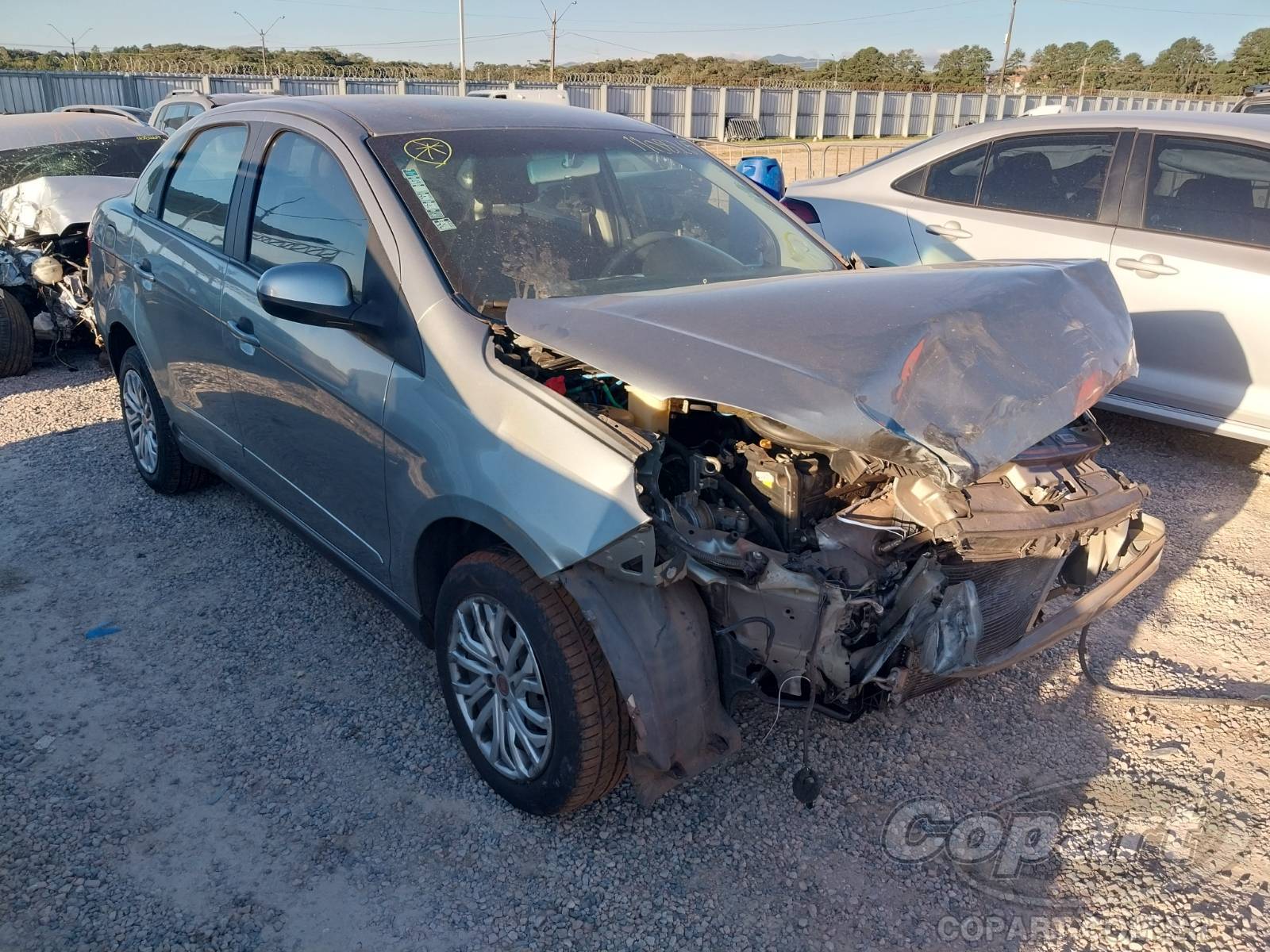Veículo Fiat Grand Siena Fiat Grand Siena Attractive 1.4 Evo 2016 2016 em leilão