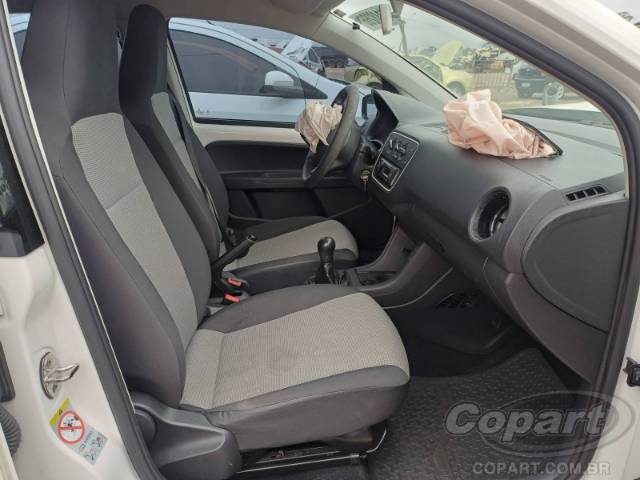 2015 VOLKSWAGEN UP 