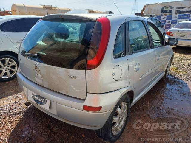 2004 CHEVROLET CORSA 