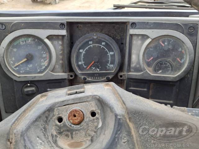 2011 FORD CARGO 2428E 