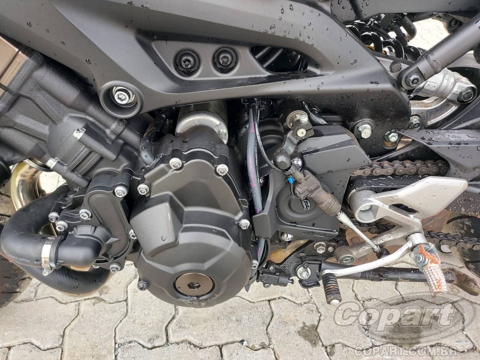 Foto 7 de 10: 2021 YAMAHA MT-09