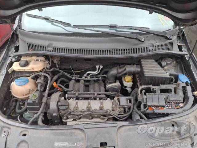 2011 VOLKSWAGEN FOX 