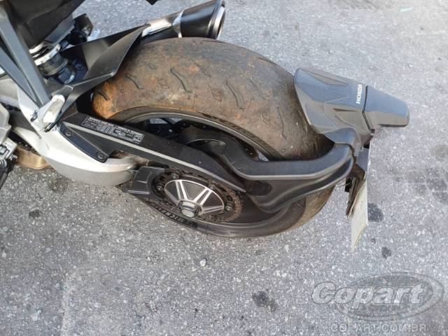 2023 HONDA CB 1000R 