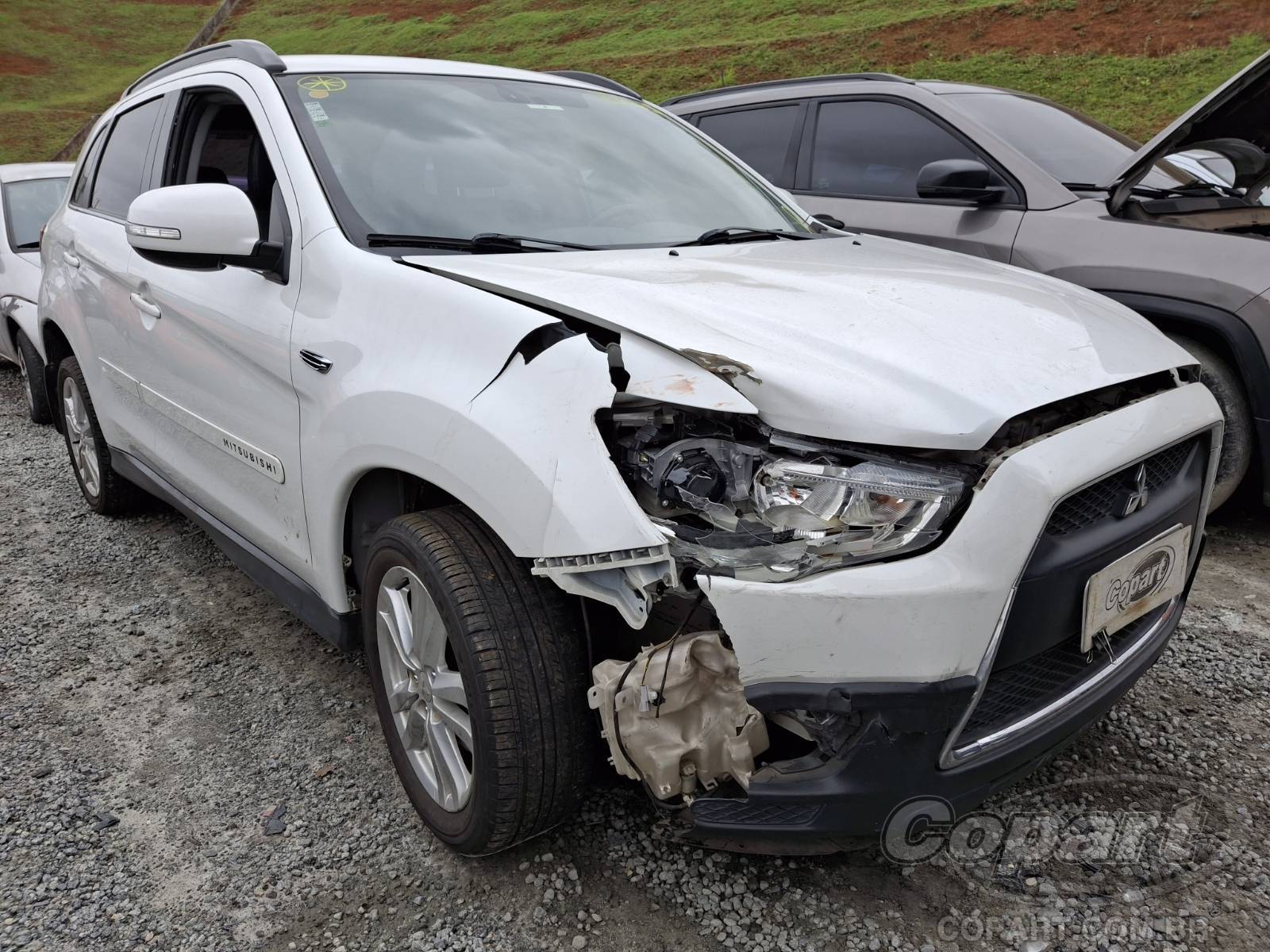 Veículo Mitsubishi ASX Mitsubishi ASX 4WD 2.0 16V MIVEC 2012 Colisão Média Monta 2012 em leilão