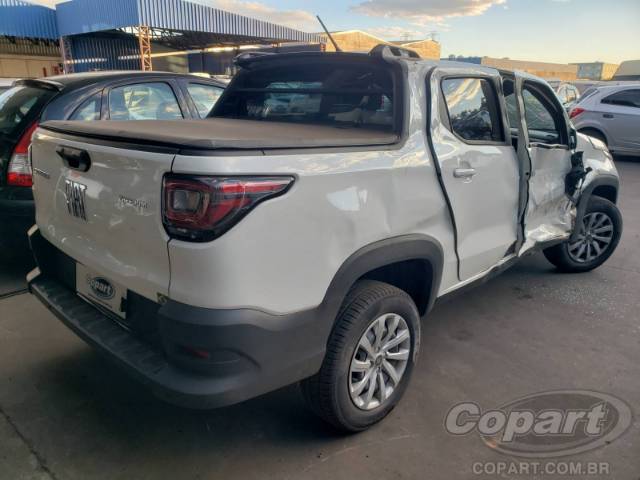 2025 FIAT STRADA CD 