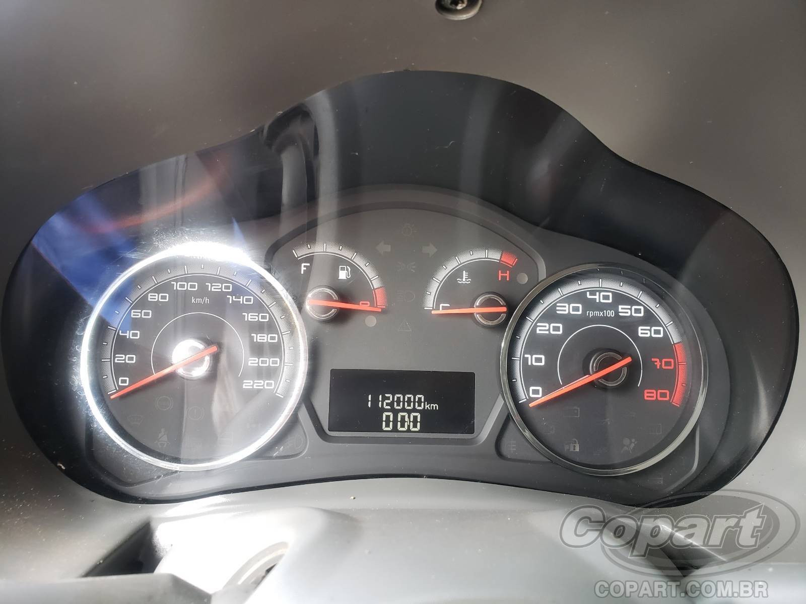 Foto 8 de 10: 2016 FIAT GRAND SIENA