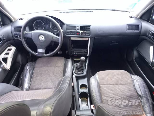 2011 VOLKSWAGEN GOLF 
