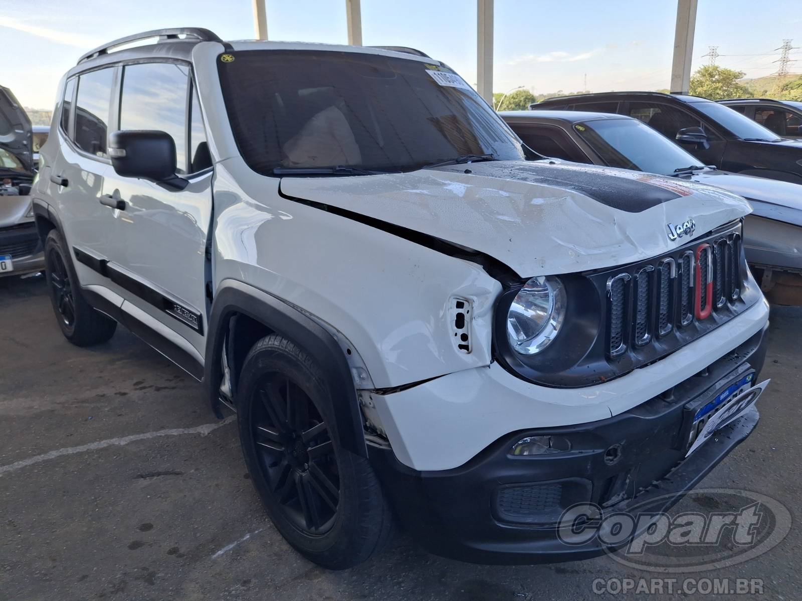 Veículo Fiat Renegade JEEP RENAEGDE 1.8 16V FLEX 2017 em leilão