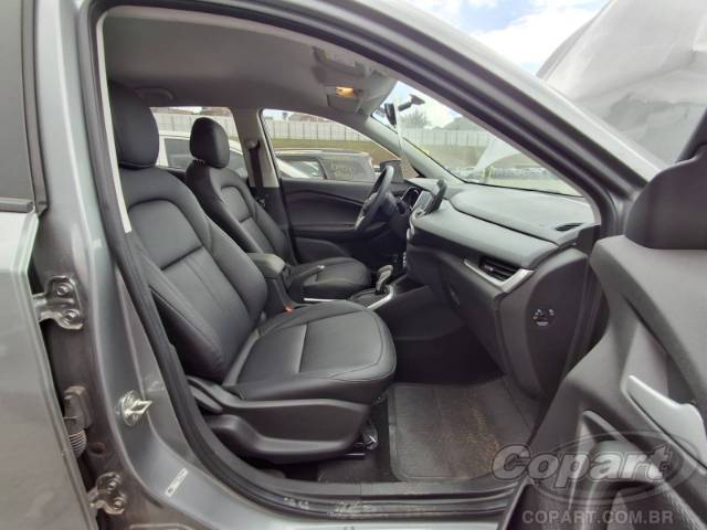 2025 CHEVROLET TRACKER 