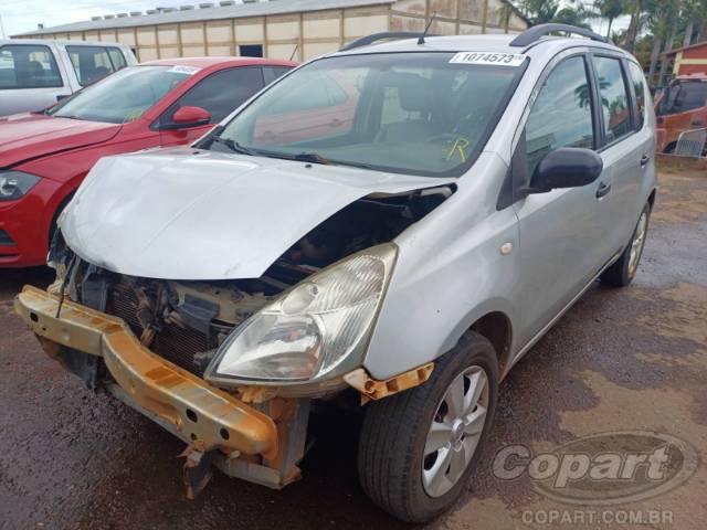 2011 NISSAN LIVINA 