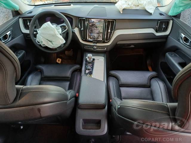 2022 VOLVO XC60 