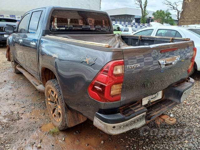 2021 TOYOTA HILUX CD 