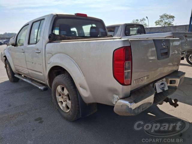 2013 NISSAN FRONTIER CD 