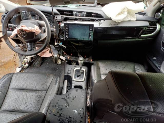 2021 TOYOTA HILUX CD 
