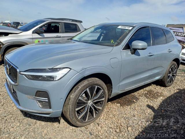 2023 VOLVO XC60 
