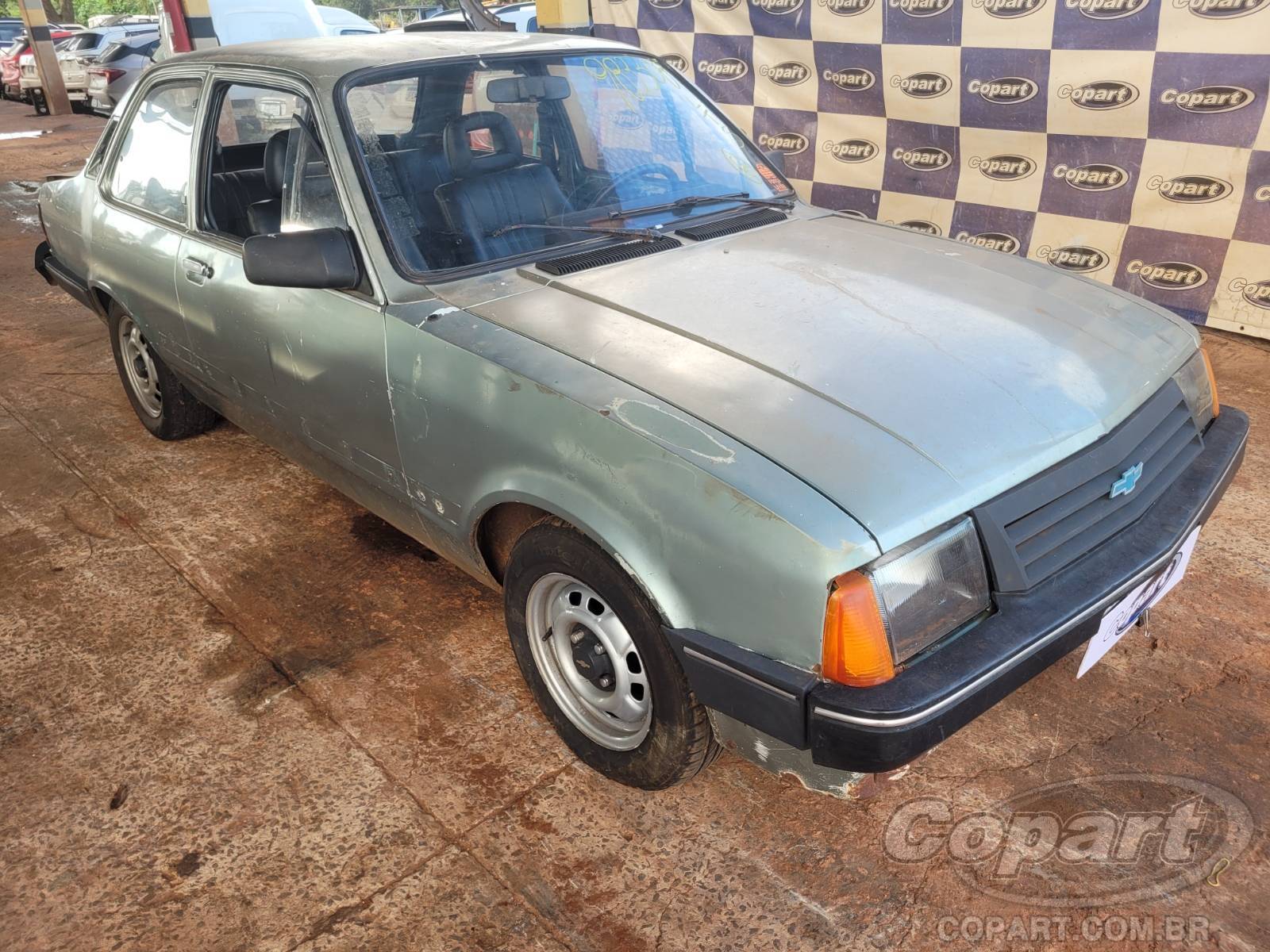 Veículo GM - Chevrolet Chevette Chevrolet Chevette SL 1.6 1989 Médio Dano Traseiro 1989 em leilão