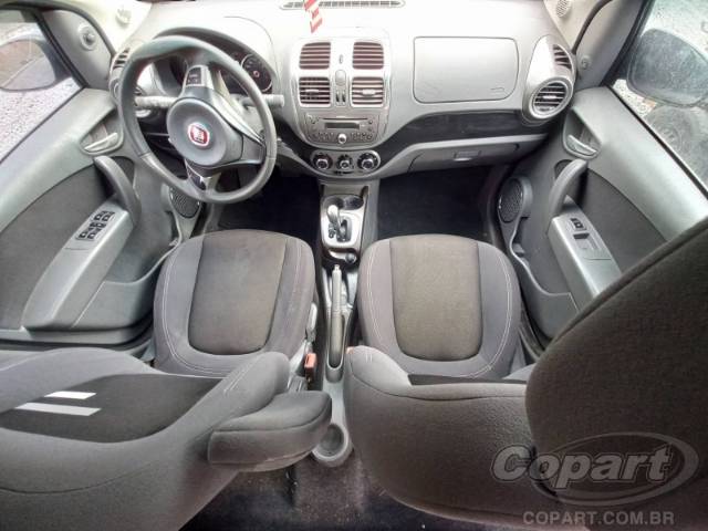2015 FIAT GRAND SIENA 