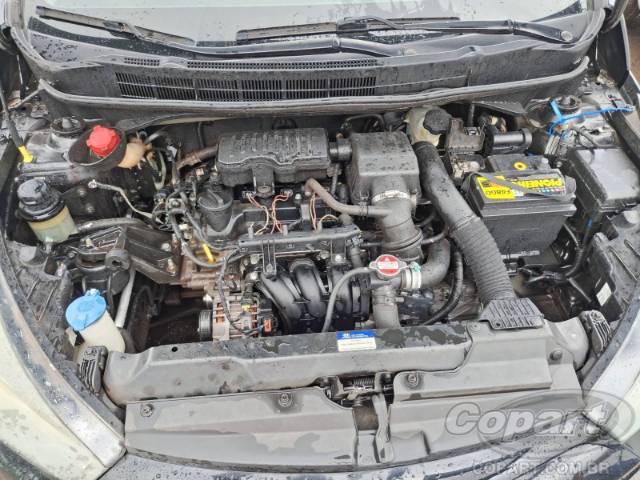 2015 HYUNDAI HB20S 