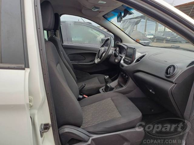 2021 FORD KA SEDAN 