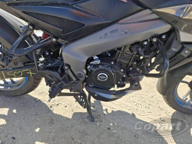 2026 BAJAJ DOMINAR 
