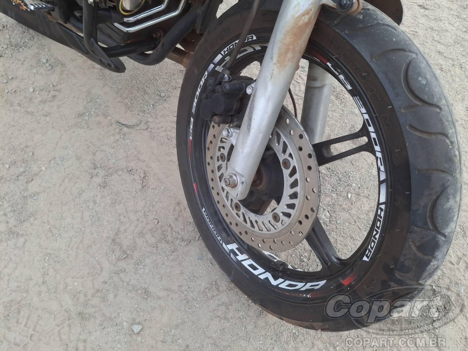 2011 HONDA CB 300 — foto 9 de 10