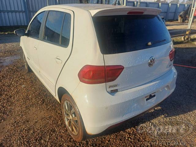 2015 VOLKSWAGEN FOX 