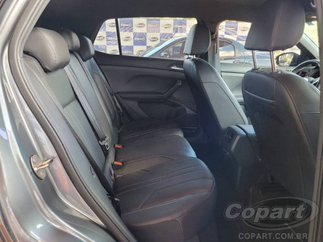 2025 VOLKSWAGEN T-CROSS 