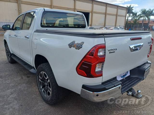 2021 TOYOTA HILUX CD 