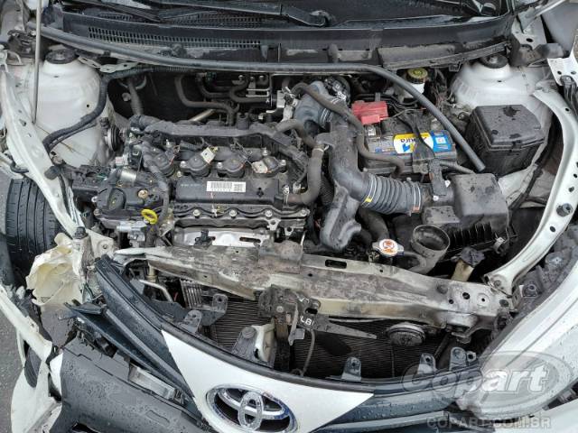 2024 TOYOTA YARIS SEDA 