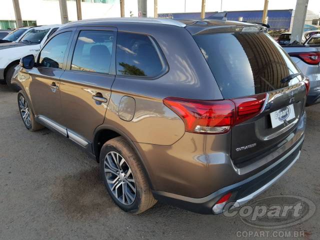 2018 MITSUBISHI OUTLANDER 