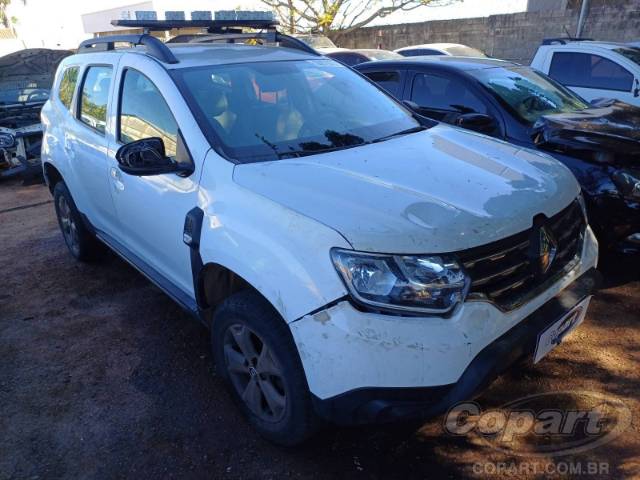 2022 RENAULT DUSTER 
