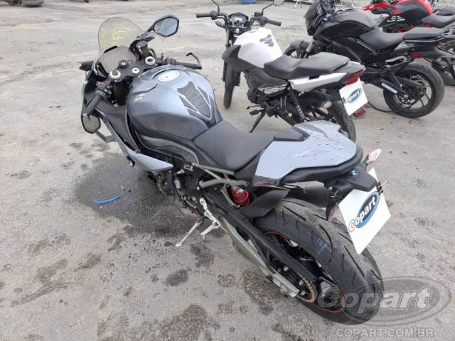 2026 BMW S 1000 