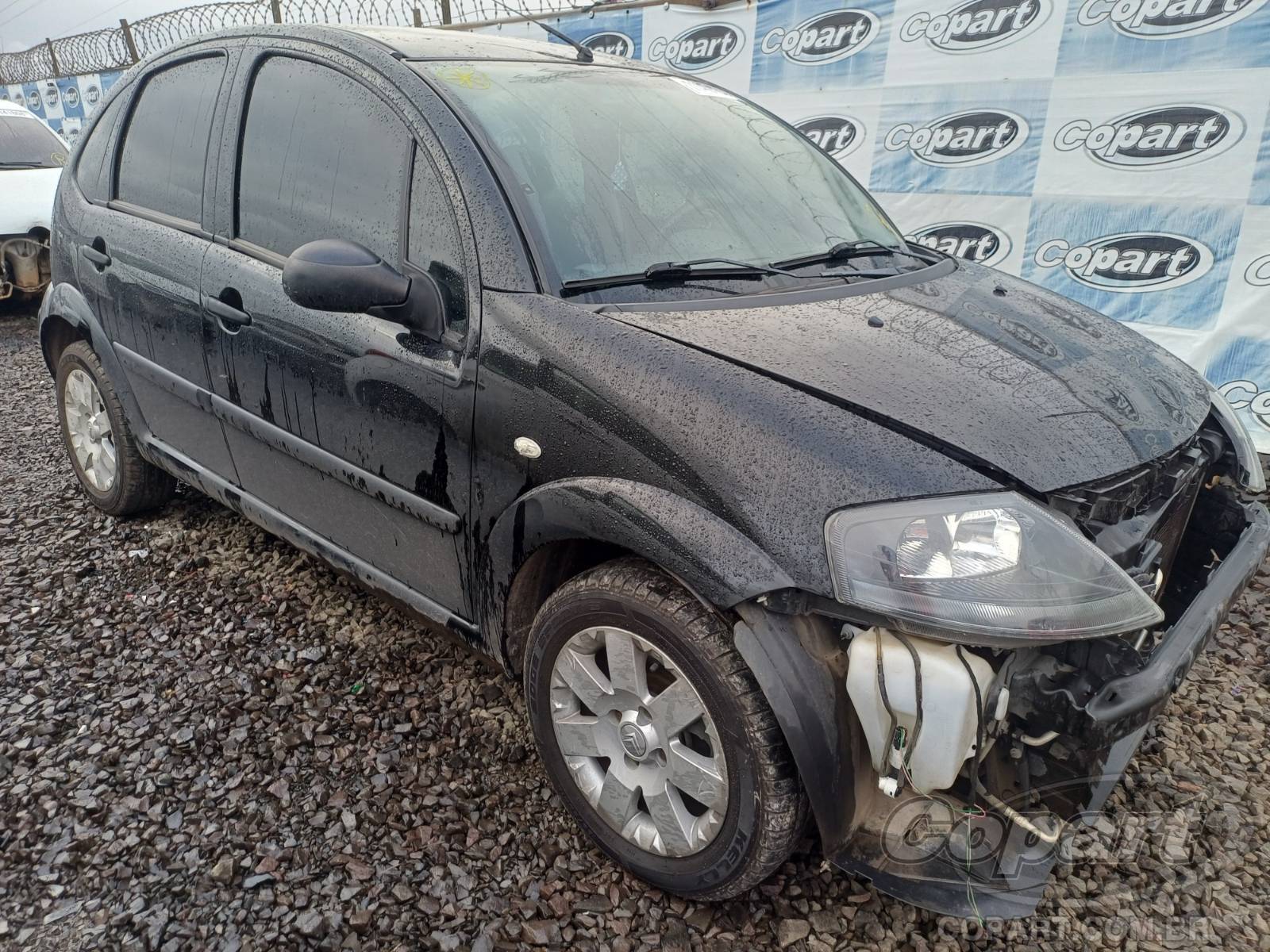 Veículo Peugeot C3 Citroen C3 GLX 1.4 2012 Colisão Frontal 2012 em leilão
