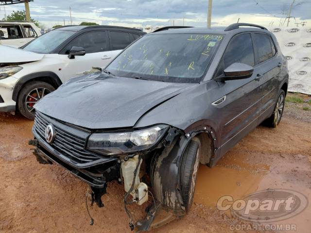 2021 VOLKSWAGEN T-CROSS 