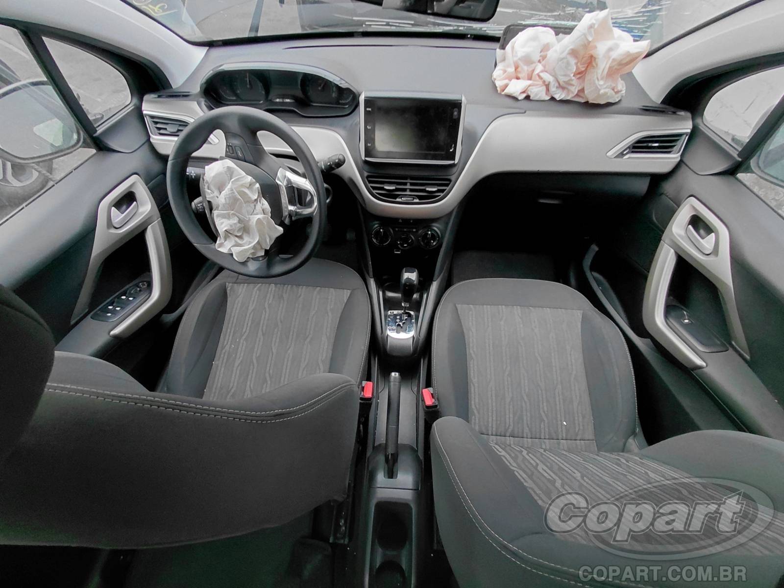 Foto 9 de 10: 2022 PEUGEOT 2008