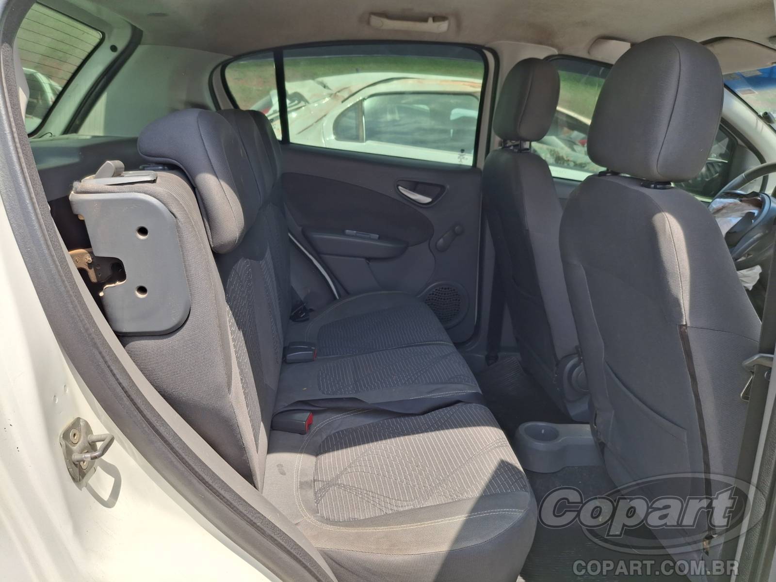 Foto 6 de 15: 2015 FIAT PALIO