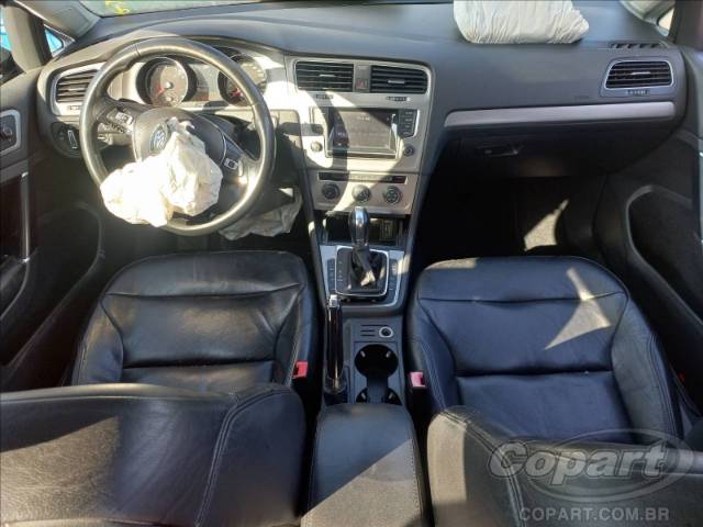 2015 VOLKSWAGEN GOLF 