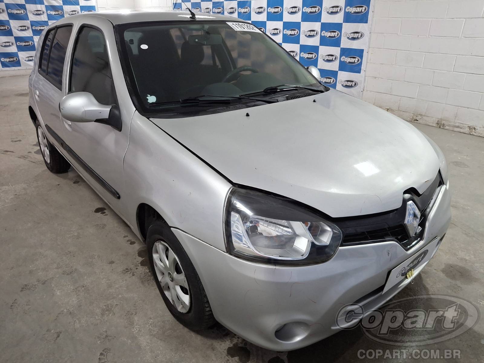 Veículo Renault Clio Renault Clio 2016 Autentique 1.0 16V Hi-Power 2016 em leilão