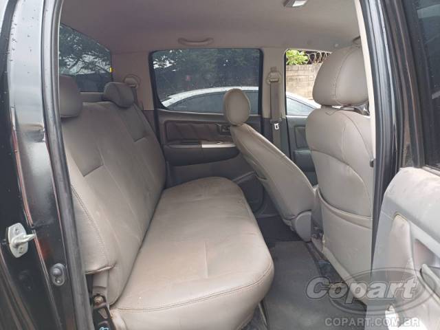 2012 TOYOTA HILUX CD 