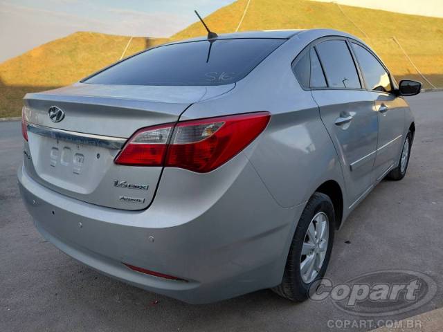 2014 HYUNDAI HB20S 
