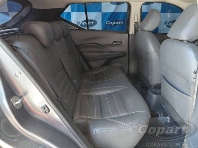 2022 NISSAN KICKS 