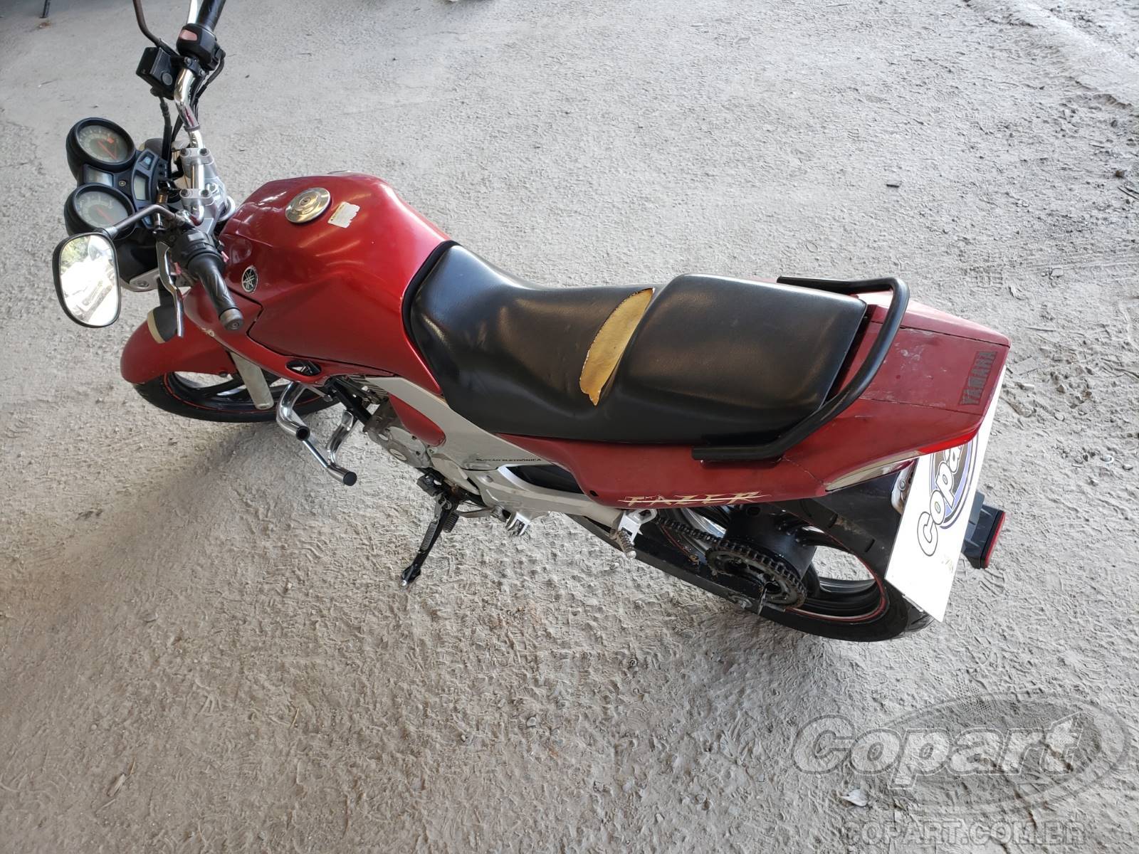 Foto 3: 2010 YAMAHA FAZER