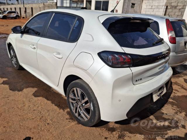 2023 PEUGEOT 208 