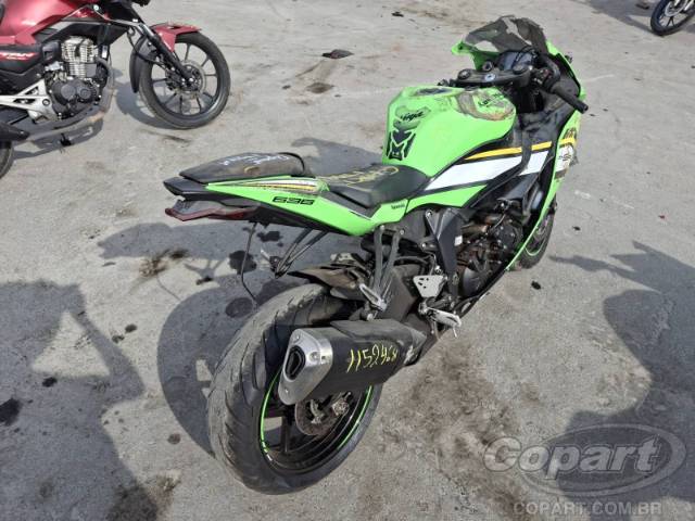 2025 KAWASAKI NINJA ZX-6R 