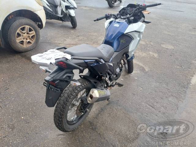 2025 KAWASAKI VERSYS-X 