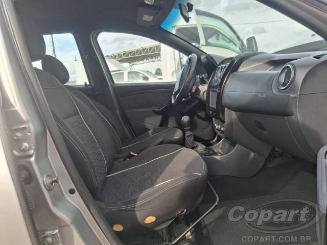 2016 RENAULT DUSTER OROCH 
